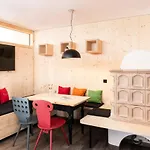 Fire & Ice Living * イシュグル